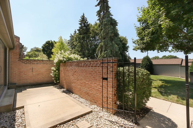 538 E Main St, Barrington, IL 60010 photo 23