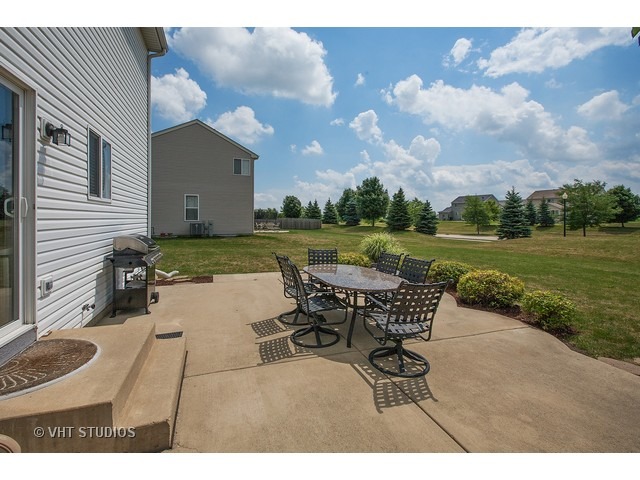 6801 Ayre Dr, Mchenry, IL 60050 photo 14