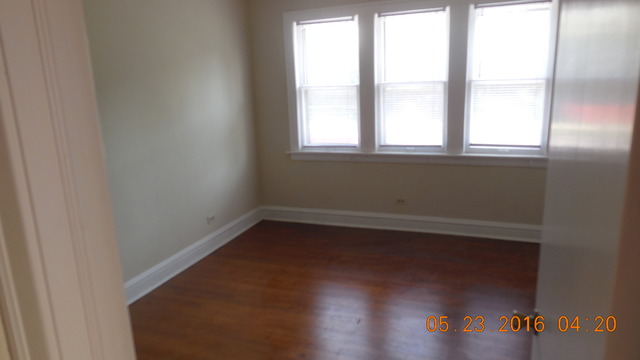 324 E 55th St, Westmont, IL 60559 photo 10