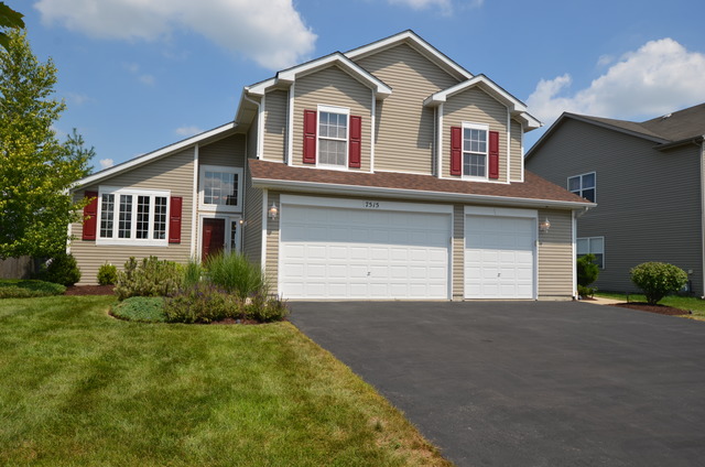 7515 Red Oak Ln, Plainfield, IL 60544 photo 1