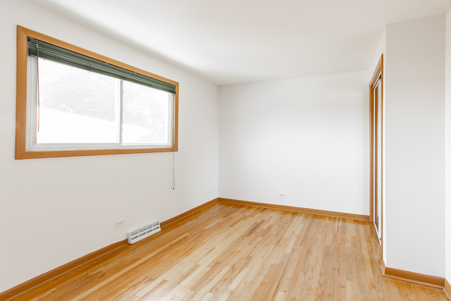 247 S Rush St, Itasca, IL 60143 photo 8