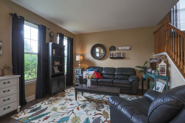 750 Periwinkle Ln, Aurora, IL 60504 photo 8