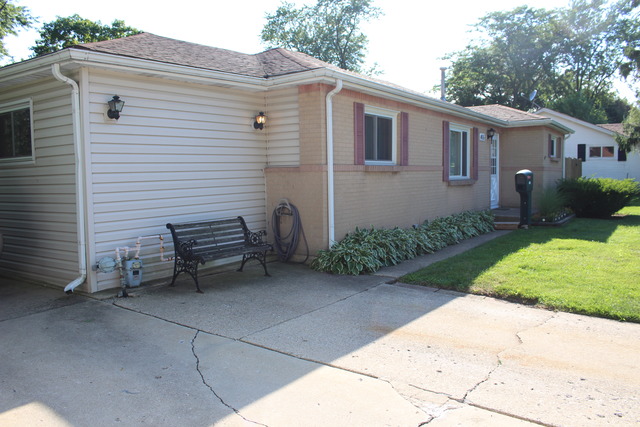 455 Alpine Ln, Hoffman Estates, IL 60169 photo 19
