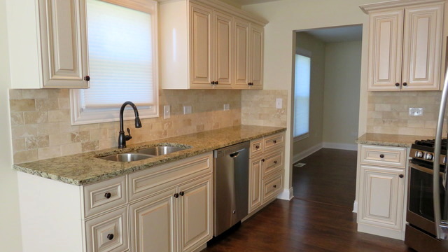 2900 Grand Prairie Dr, Joliet, IL 60431 photo 2