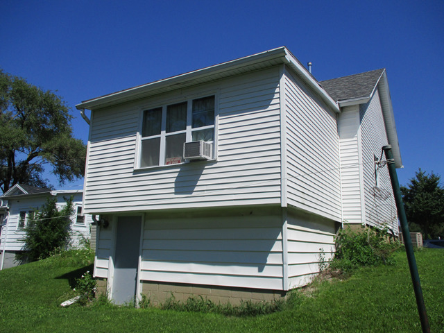 14 8th St, Peru, IL 61354 photo 9
