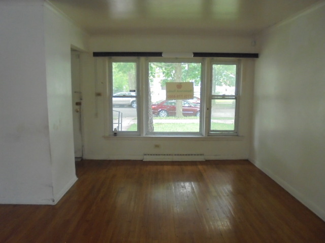 512 E 109th St, Chicago, IL 60628 photo 2