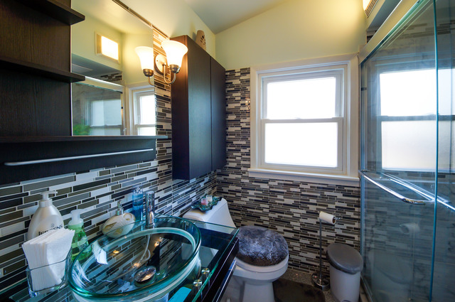 2880 Eisenhower Dr, Des Plaines, IL 60018 photo 10
