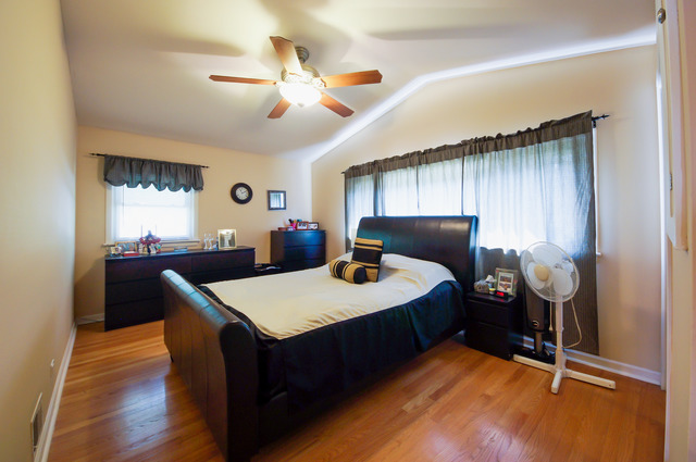 2880 Eisenhower Dr, Des Plaines, IL 60018 photo 9