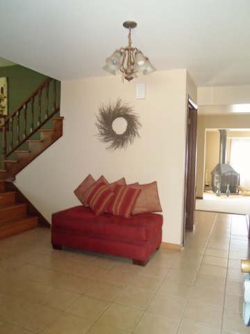 152 Kathleen Dr, Elgin, IL 60123 photo 3