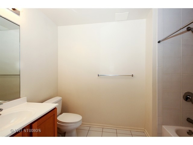 1 E 8th St #408, Chicago, IL 60605 photo 7