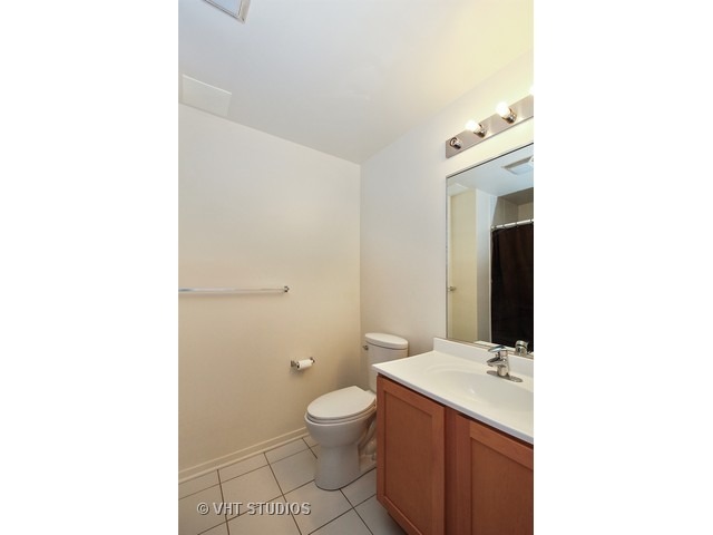 1 E 8th St #408, Chicago, IL 60605 photo 8