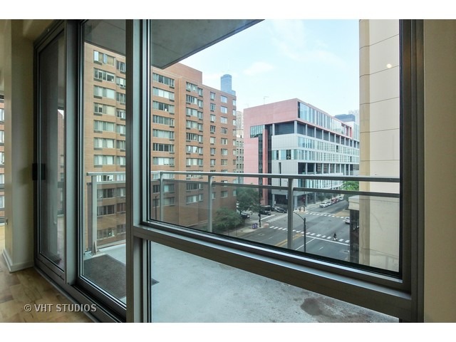 1 E 8th St #408, Chicago, IL 60605 photo 9