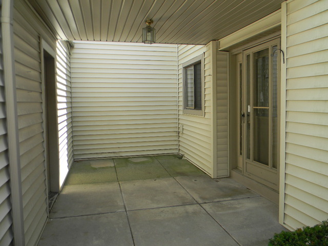 18640 Golfview Dr, Hazel Crest, IL 60429 photo 9