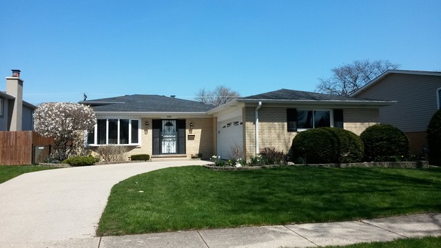 680 Devonshire Dr, Des Plaines, IL 60018 photo 16