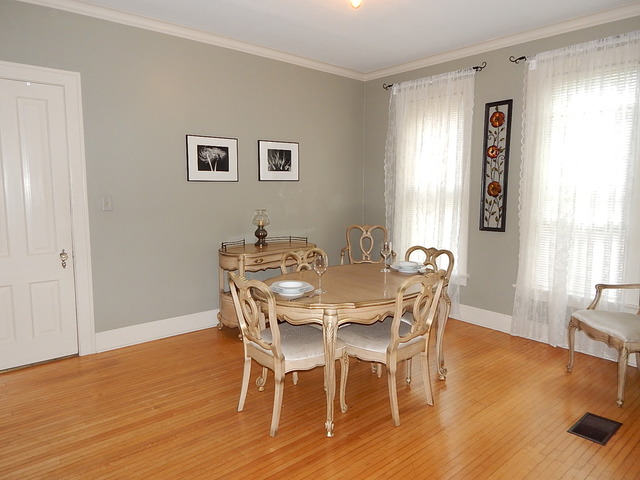 503 Park St, Elgin, IL 60120 photo 10