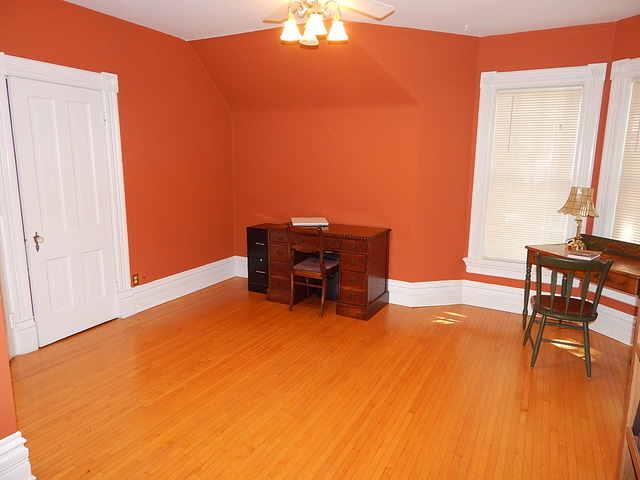 503 Park St, Elgin, IL 60120 photo 18