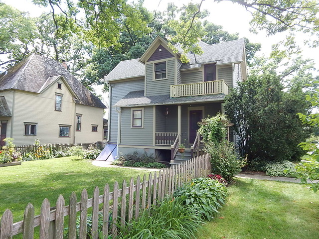 503 Park St, Elgin, IL 60120 photo 4