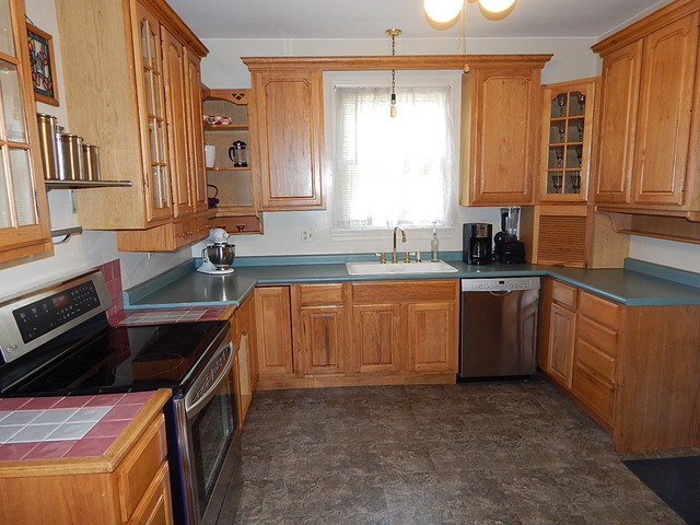 503 Park St, Elgin, IL 60120 photo 13