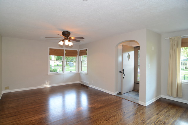 15015 S Eastern Ave, Plainfield, IL 60544 photo 3