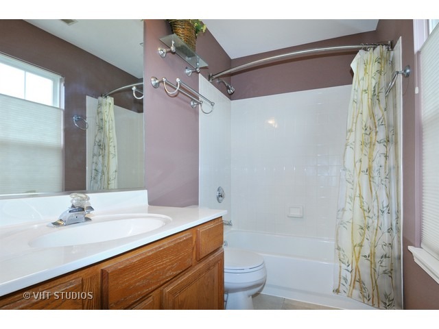 2411 Eldorado Ct, Naperville, IL 60564 photo 10
