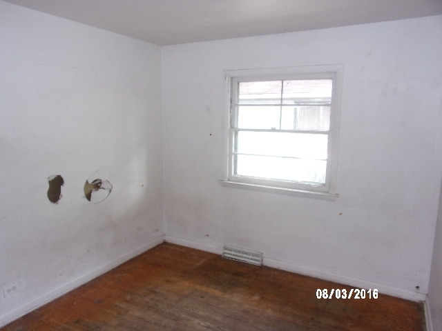 16334 Marshfield Ave, Markham, IL 60428 photo 9