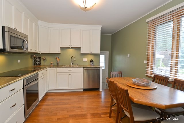 2904 Grouse Ln, Rolling Meadows, IL 60008 photo 2