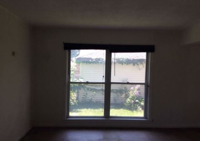 239 E 92nd St, Chicago, IL 60619 photo 6