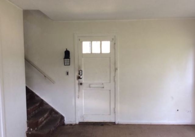 239 E 92nd St, Chicago, IL 60619 photo 5