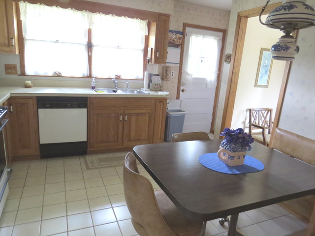 446 Home Ave, Itasca, IL 60143 photo 4