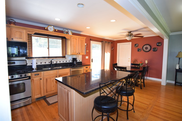 333 Eastgate St, Algonquin, IL 60102 photo 7