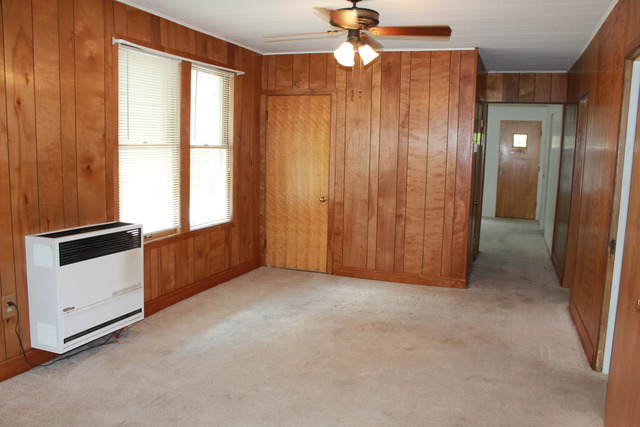 213 N River Rd, Fox River Grove, IL 60021 photo 4