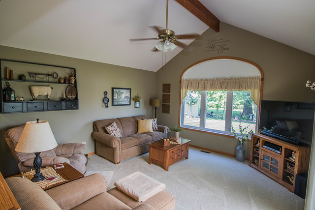 1324 Heritage Dr, Morris, IL 60450 photo 6