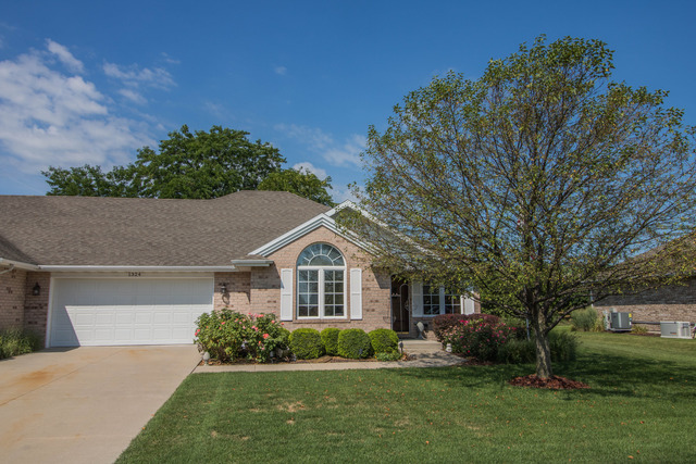 1324 Heritage Dr, Morris, IL 60450 photo 1