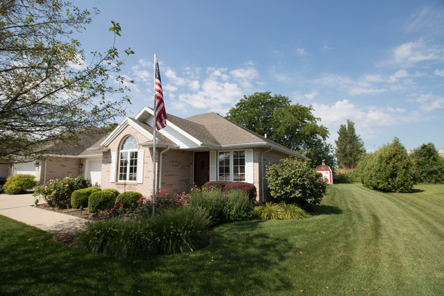 1324 Heritage Dr, Morris, IL 60450 photo 2