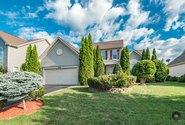 895 Red Clover Dr, Aurora, IL 60504 photo 1