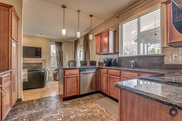 895 Red Clover Dr, Aurora, IL 60504 photo 7