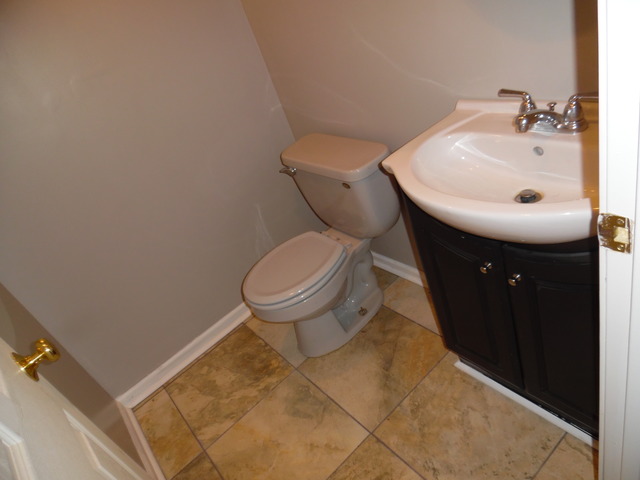 1002 Fortress Dr, Mchenry, IL 60050 photo 11