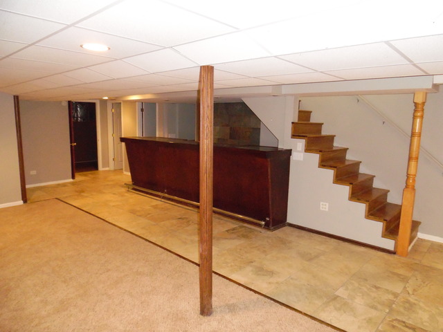 1002 Fortress Dr, Mchenry, IL 60050 photo 7