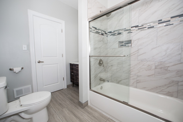2811 E 76th St, Chicago, IL 60649 photo 9