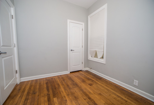 2811 E 76th St, Chicago, IL 60649 photo 7