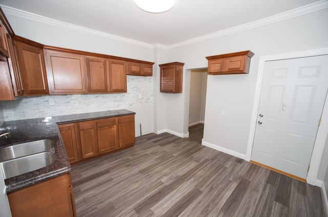 2811 E 76th St, Chicago, IL 60649 photo 15