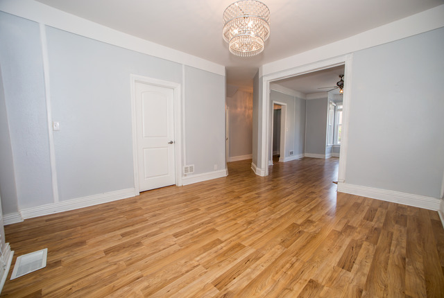2811 E 76th St, Chicago, IL 60649 photo 5