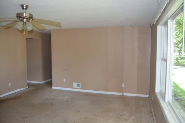 3230 Old Waldron Rd, Kankakee, IL 60901 photo 2