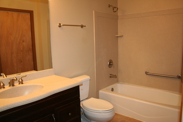 5221 Palm St, Mchenry, IL 60051 photo 9