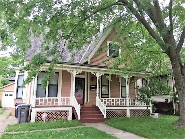 372 North St, Elgin, IL 60120 photo 1