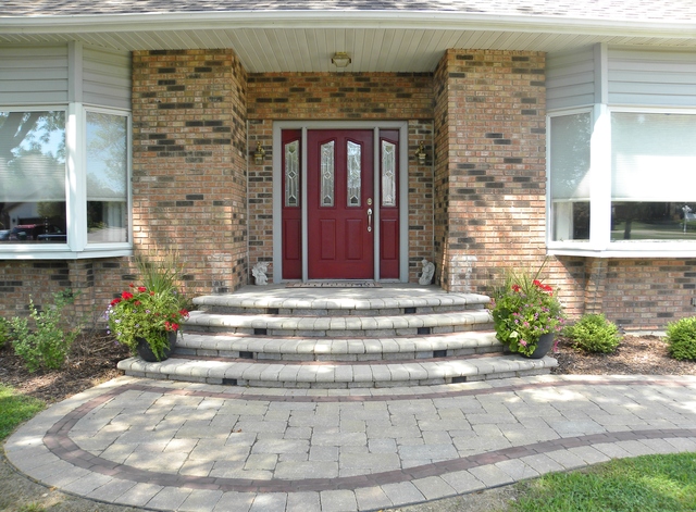 1109 Northridge, Dixon, IL 61021 photo 2