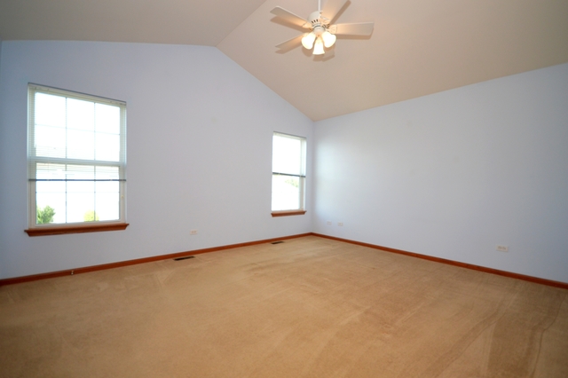 7427 Prairieside Dr, Plainfield, IL 60586 photo 12