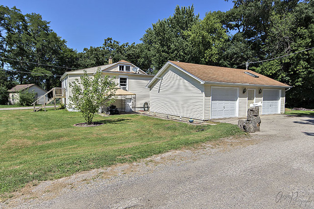 3118 River Park Dr, Johnsburg, IL 60051 photo 2