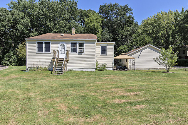 3118 River Park Dr, Johnsburg, IL 60051 photo 1