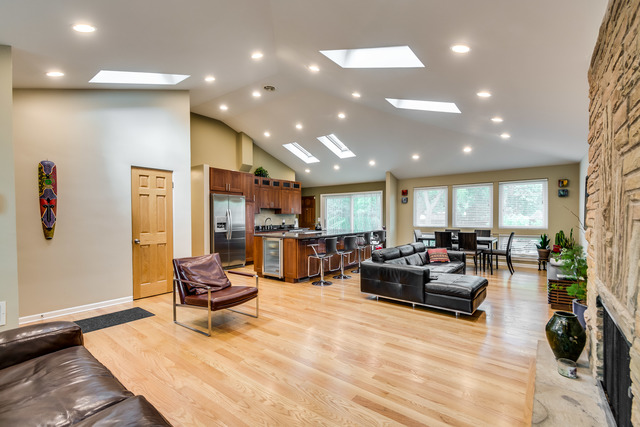 8911 Ewing Ave, Evanston, IL 60203 photo 13